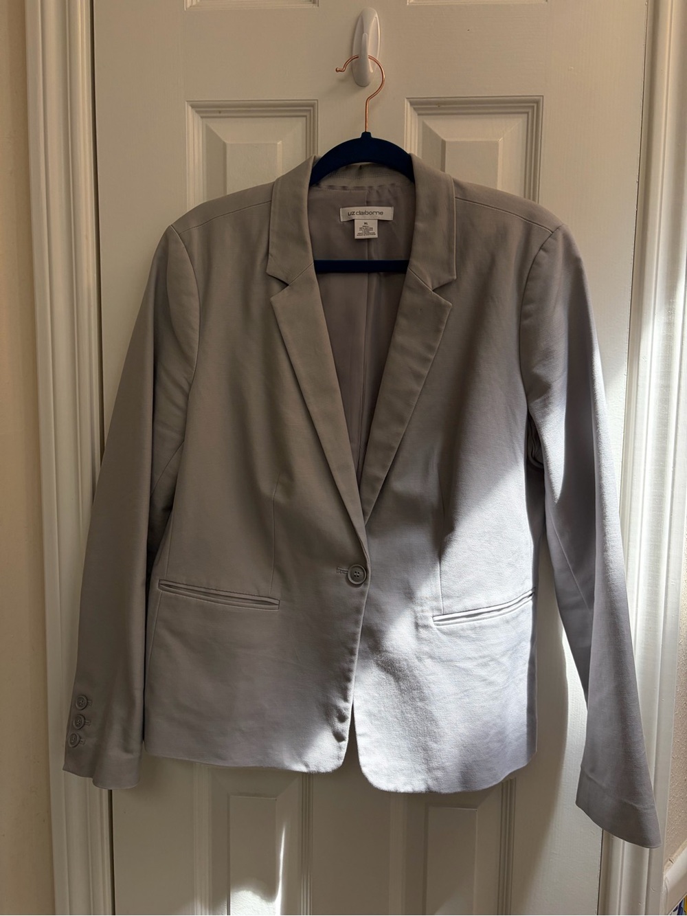 Liz Claiborne Light Gray Single-Button Blazer